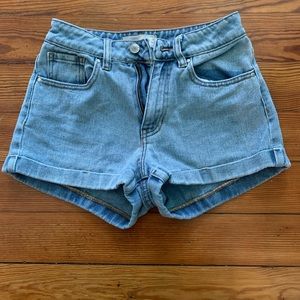 Passing high waisted shorts